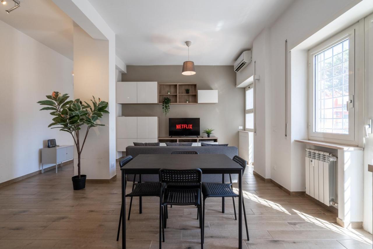 Apartment Adventure Rent • Rom